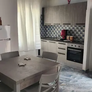 https://villa-casa-ilaria.hotels-amalfi.com