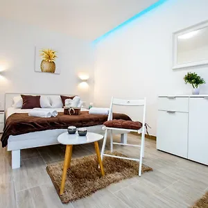 Appartamento Nives In The City Center - Free Parking, Spalato