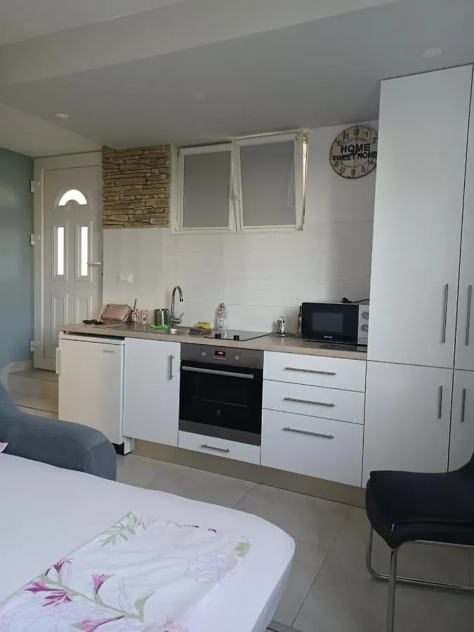 Stone Guest House Σπλιτ 0*,