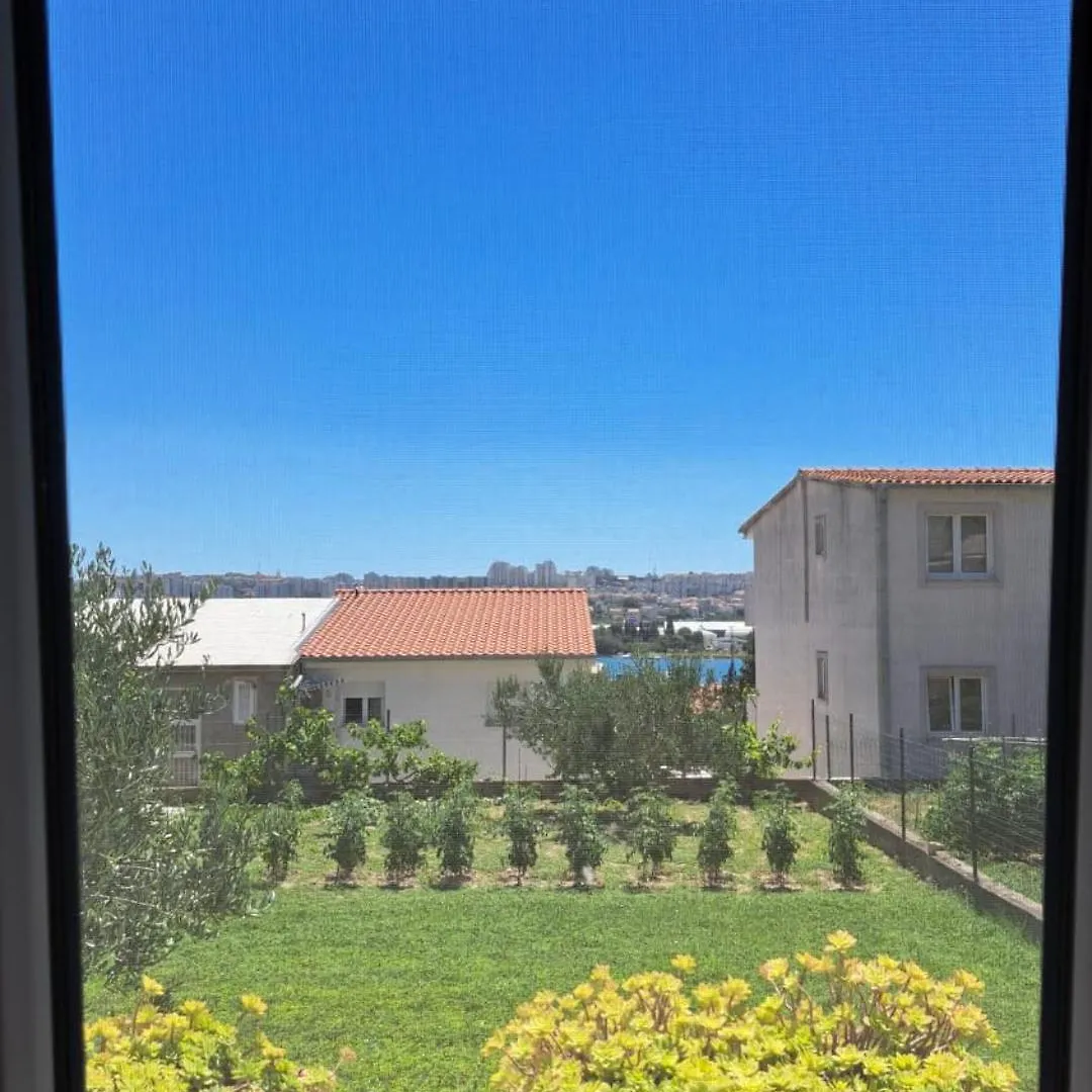 Stone Guest House Σπλιτ Διαμέρισμα